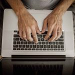 É possível comprar um imóvel pela internet?