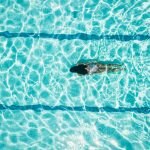 É possível manter uma piscina com baixo custo mensal?