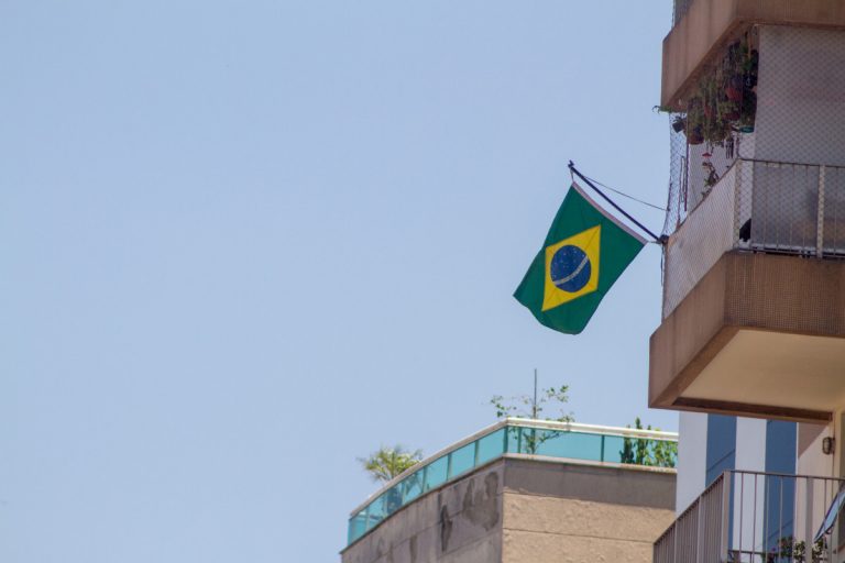 bandeira-brasil-politica